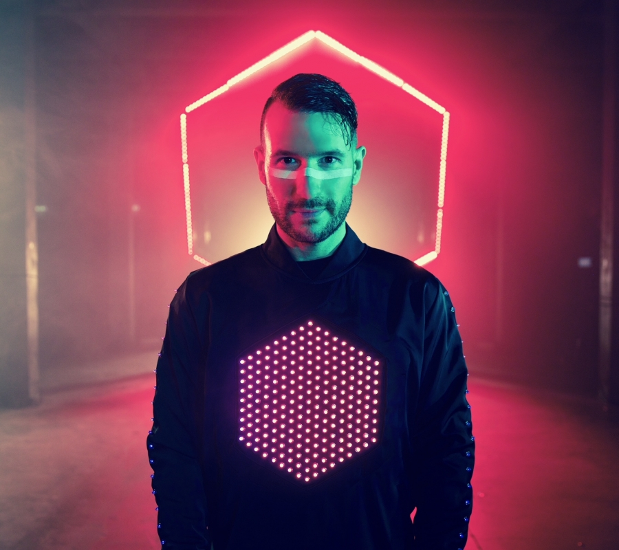 Don Diablo_Pressebild_Aussand.jp