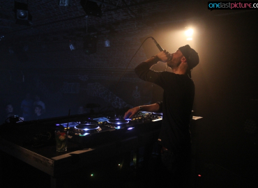 foto_axtone_labelnight_onelastpicture.com19