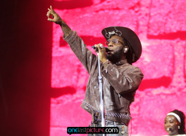 photo_burna_boy_superbloom_festival_onelastpicture.com11