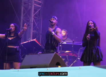 photo_burna_boy_superbloom_festival_onelastpicture.com3_