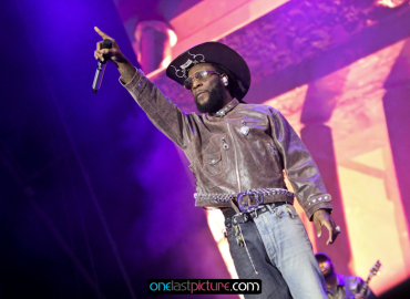 photo_burna_boy_superbloom_festival_onelastpicture.com7_