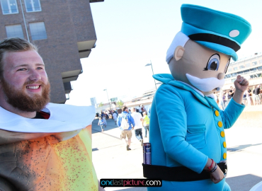 ferdi_goes_redbull_flugtag_onelastpicture.com2