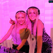 foto_flower_market_fashion_net_und_friends_come_together_onelastpicture.com17