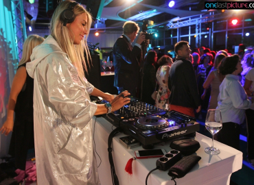 foto_flower_market_fashion_net_und_friends_come_together_onelastpicture.com7