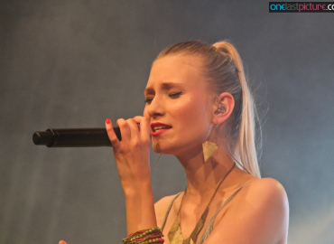 img_881091-006