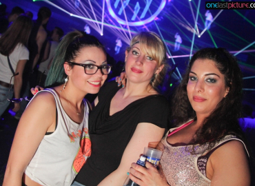 img_881071-041