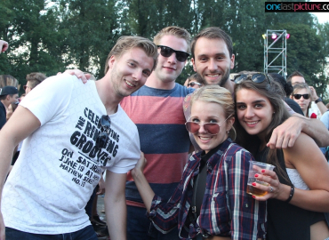IMG_889032-055