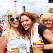 IMG_886258-010