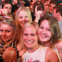 IMG_886258-057