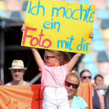 photo_pietro_lombardi_strandkorb_openair_onelastpicture.com7