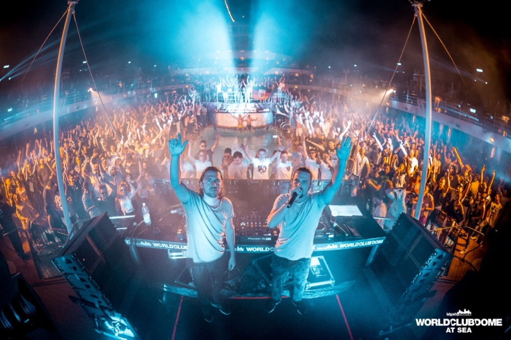 WORLD CLUB DOME at sea_DVLM_Pressebild