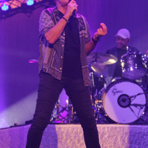 photo_pur_arena_tour_onelastpicture.com7_
