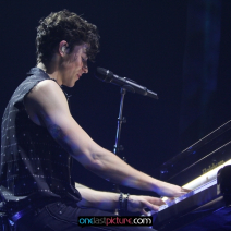 photo_shawn_mendes_the_tour_2019_onelastpicture.com11
