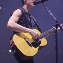 photo_shawn_mendes_the_tour_2019_onelastpicture.com5