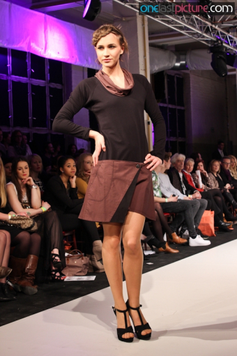 img_880965-003