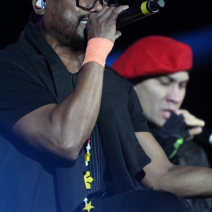 photo_the_black_eyed_peas_onelastpicture.com8