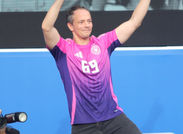 photo_uefa_euro_fan_zone_duesseldorf_2024_onelastpicture.com10
