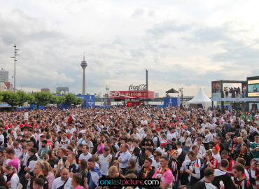 photo_uefa_euro_fan_zone_duesseldorf_2024_onelastpicture.com13