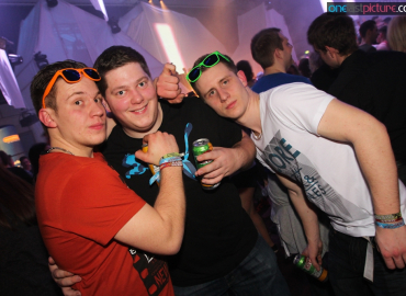 img_889414-040